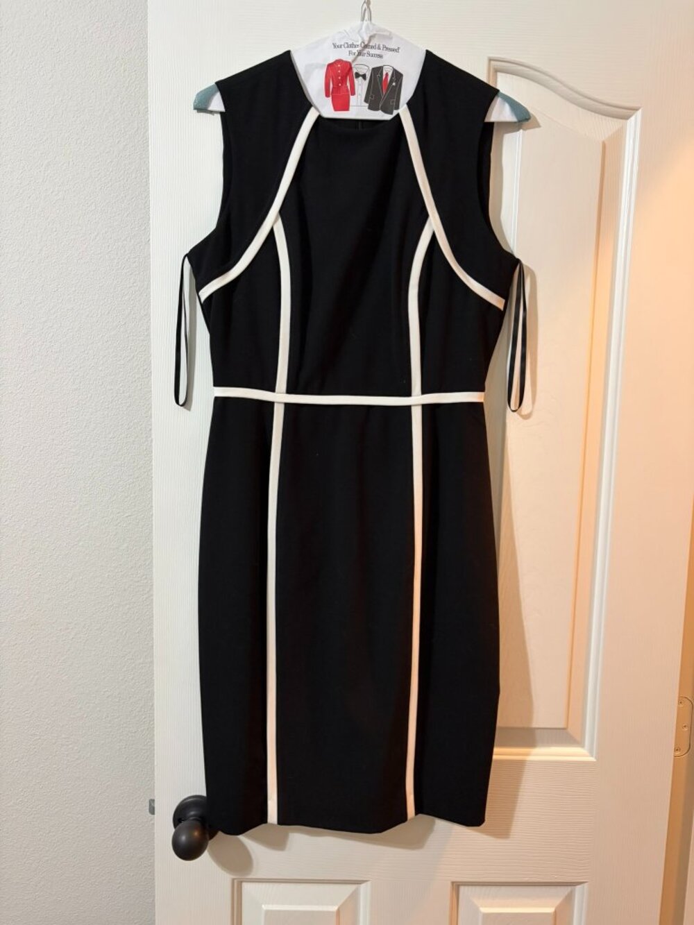 Calvin Klein Black Fitted Dress White Piping Sz 6